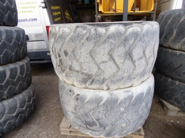 Michelin XAD 750/65-25 - Neumático para Maquinaria de construcción: foto 1 Michelin XAD 750/65-25 - Neumático para Maquinaria de construcción: foto 1