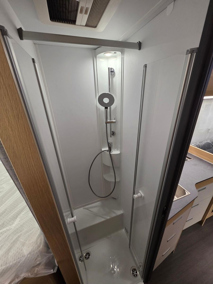 Autocaravana perfilada Adria Coral ALL-IN 650 DL*LUFTFEDERUNG HA*SOLAR*SOFORT: foto 19