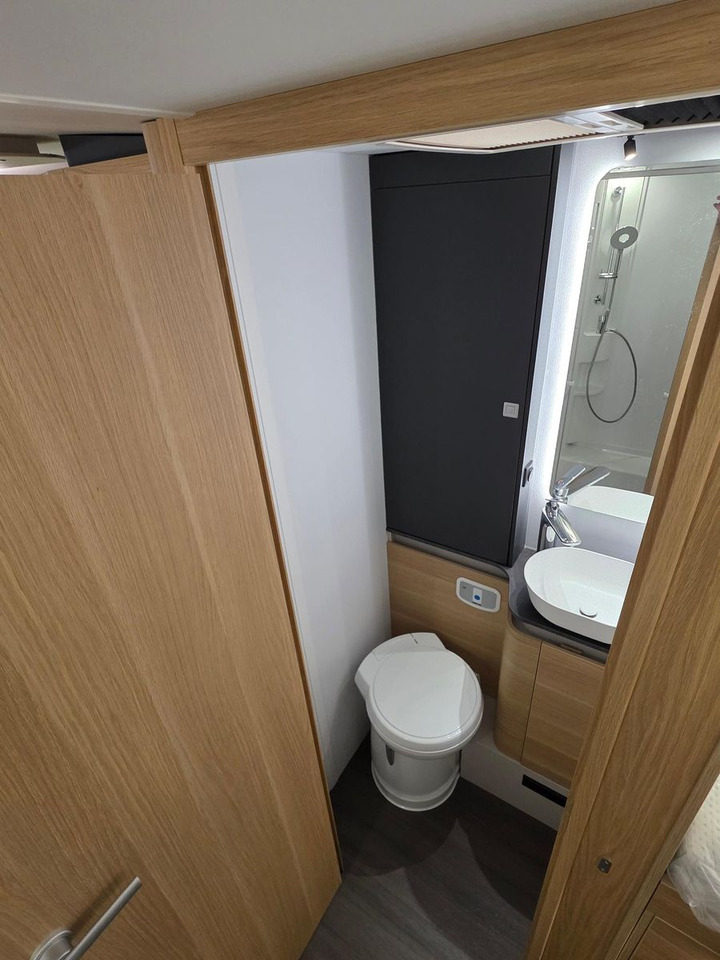 Autocaravana perfilada Adria Coral ALL-IN 650 DL*LUFTFEDERUNG HA*SOLAR*SOFORT: foto 18