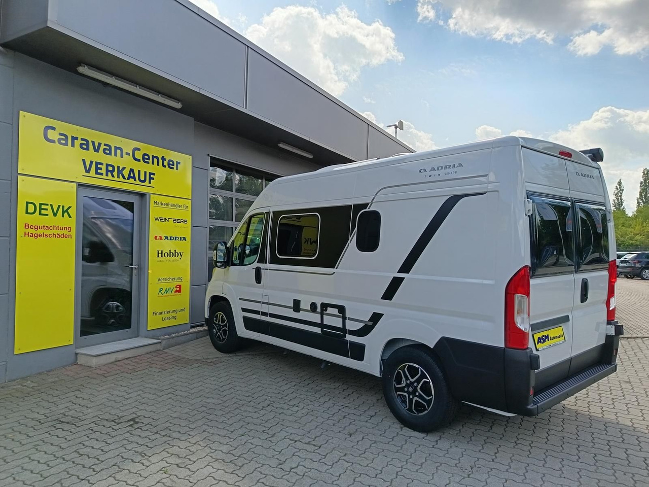 Adria Twin ALL-IN 540 SP*AUTOMATIK*SAFETY*STYLE*SOFORT - Cámper: foto 5 Adria Twin ALL-IN 540 SP*AUTOMATIK*SAFETY*STYLE*SOFORT - Cámper: foto 5