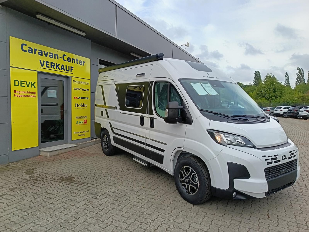 Adria Twin ALL-IN 540 SP*AUTOMATIK*SAFETY*STYLE*SOFORT - Cámper: foto 2 Adria Twin ALL-IN 540 SP*AUTOMATIK*SAFETY*STYLE*SOFORT - Cámper: foto 2