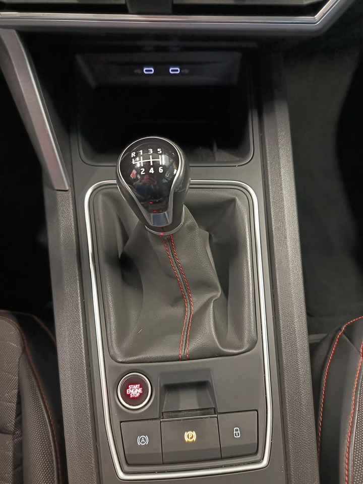 Coche familiar Seat Leon Sportstourer 1,5TSI FR*NAVI*LED*SOUND*R-KAM: foto 17