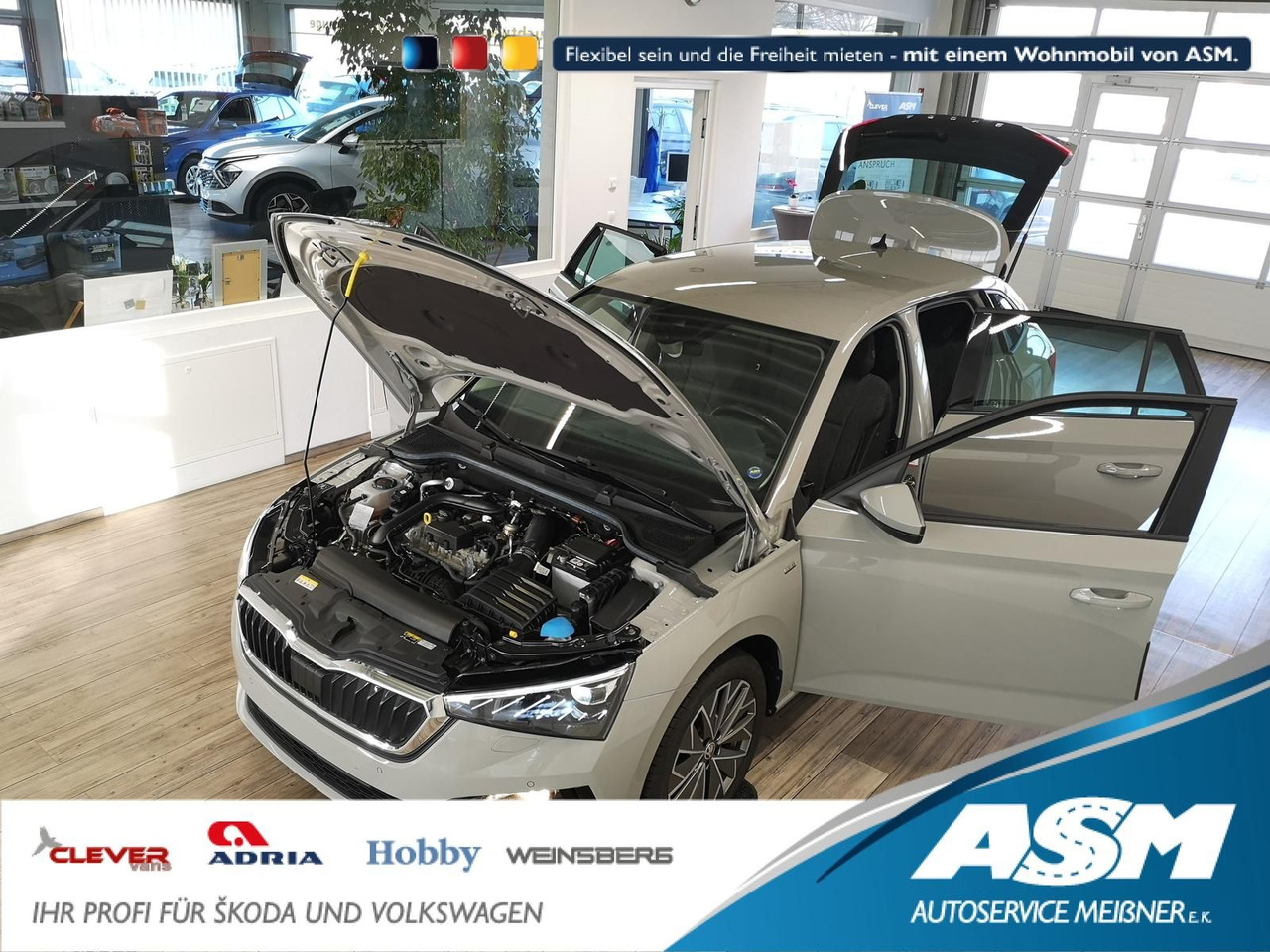Skoda Scala Ambition 1,0 TSI 81 kW*NAVI*LED*R-KAM*PDC* - Sedan: foto 1 Skoda Scala Ambition 1,0 TSI 81 kW*NAVI*LED*R-KAM*PDC* - Sedan: foto 1