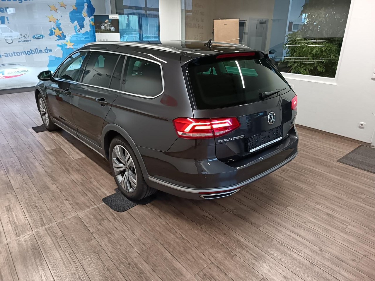 Volkswagen Passat Alltrack 2,0TDI DSG 4x4*360°*NAVI*ACC*LED - Coche familiar: foto 4 Volkswagen Passat Alltrack 2,0TDI DSG 4x4*360°*NAVI*ACC*LED - Coche familiar: foto 4