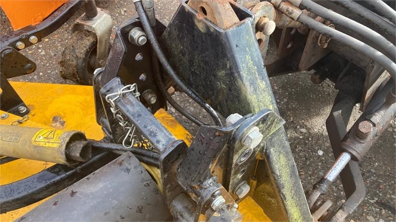 GMR FR1300LM 2000 H PTO  - Segadora: foto 4 GMR FR1300LM 2000 H PTO  - Segadora: foto 4