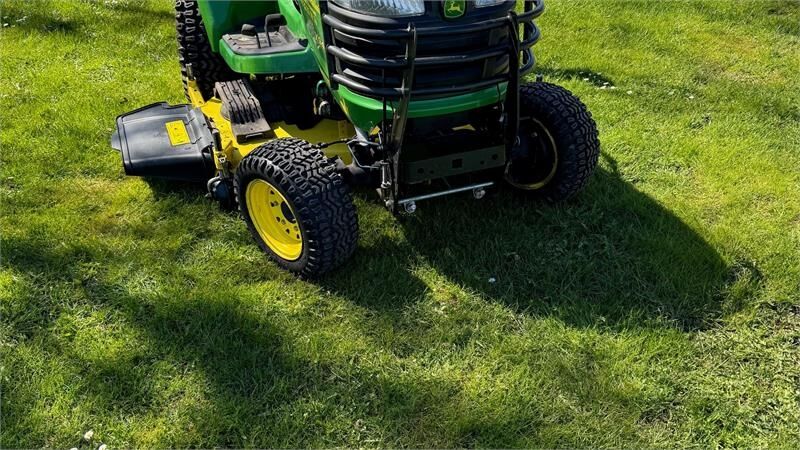 John Deere X949 137 cm klipper - Tractor municipal: foto 2 John Deere X949 137 cm klipper - Tractor municipal: foto 2