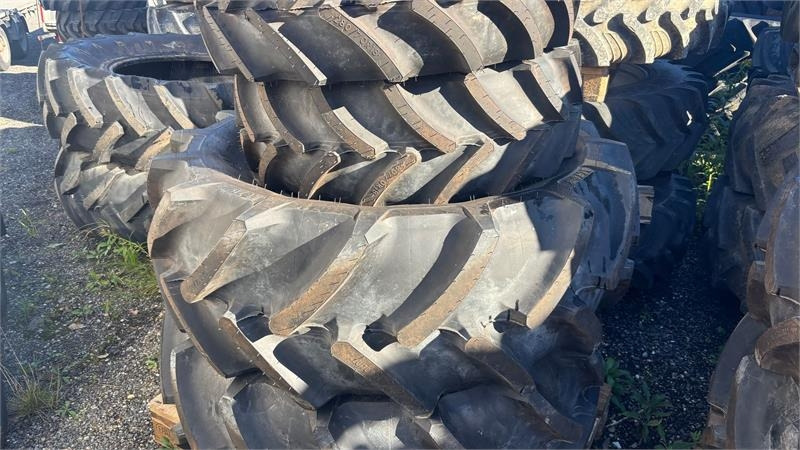 Mitas 420/70-24 - Neumático para Vehículo municipal: foto 4 Mitas 420/70-24 - Neumático para Vehículo municipal: foto 4