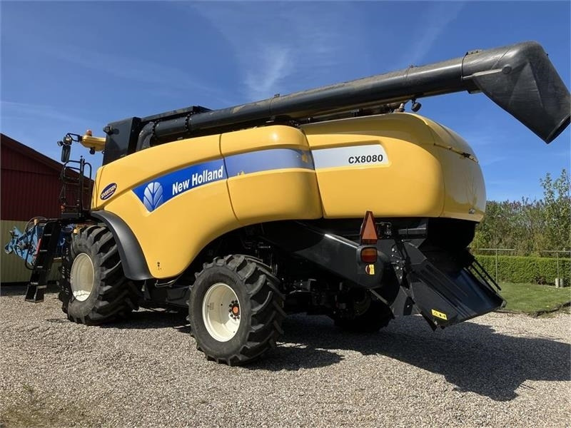 New Holland CX 8080 SLH - Cosechadora de granos: foto 4 New Holland CX 8080 SLH - Cosechadora de granos: foto 4