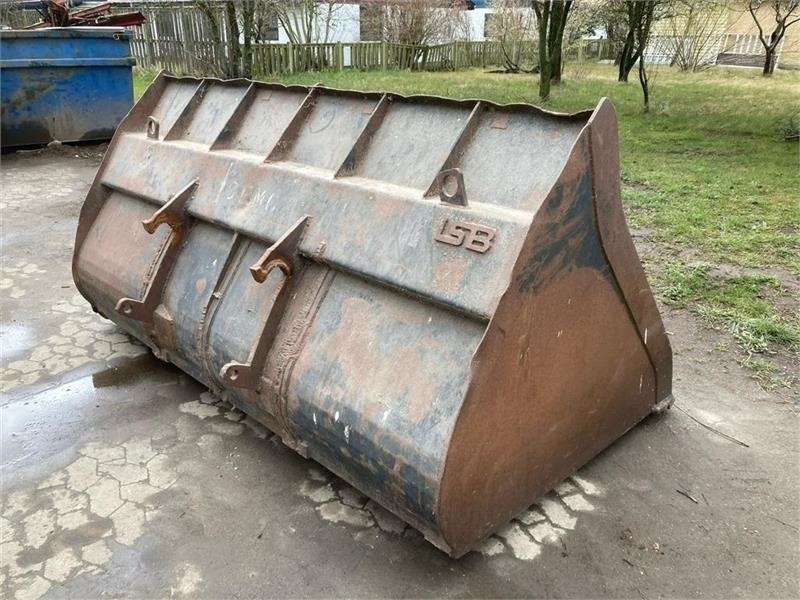 New Holland SKOVL Korn/flisskovl med CNH teleskopophæng - Cazo para Maquinaria de construcción: foto 3 New Holland SKOVL Korn/flisskovl med CNH teleskopophæng - Cazo para Maquinaria de construcción: foto 3