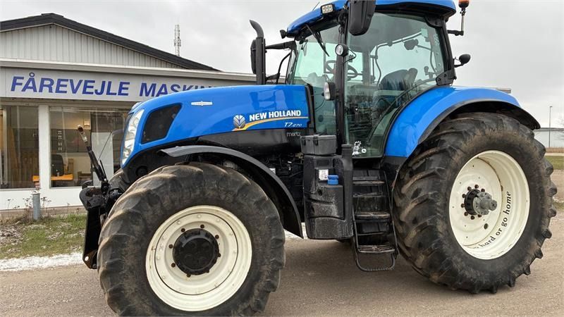 New Holland T7.270 AC Supersteer - Tractor: foto 1 New Holland T7.270 AC Supersteer - Tractor: foto 1