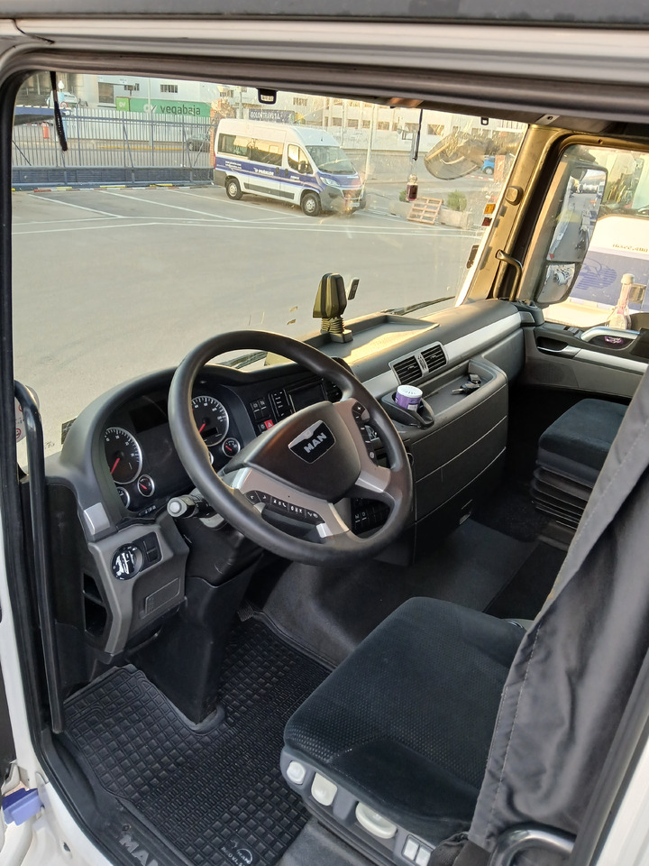 MAN TGX 18.480 - Chasis camión: foto 4 MAN TGX 18.480 - Chasis camión: foto 4