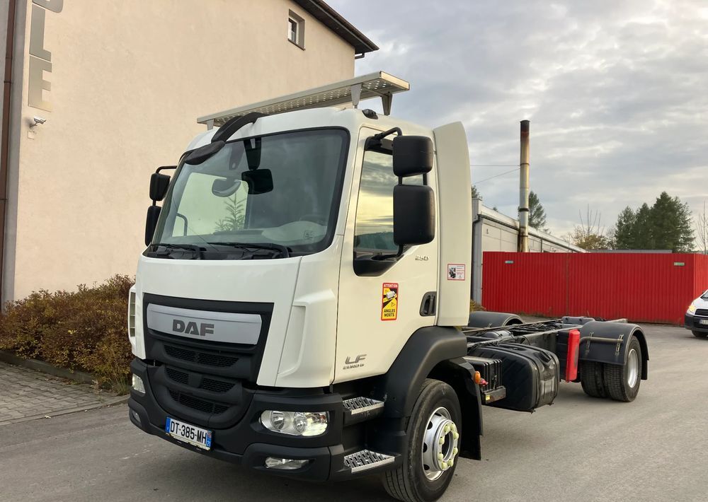DAF Daf FL 16.250 euro 6 ramo do zabudowy - Chasis camión: foto 1 DAF Daf FL 16.250 euro 6 ramo do zabudowy - Chasis camión: foto 1
