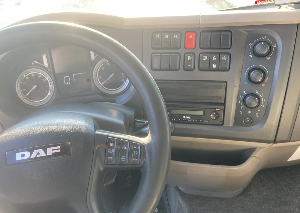 Frigorífico camión DAF Daf LF 18.280 chłodnia izoterma 22 palety: foto 8