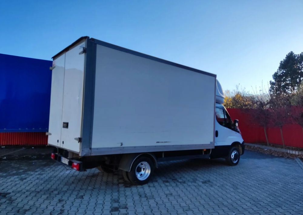 Iveco DAILY 35C13 Kurierka - Furgoneta: foto 3 Iveco DAILY 35C13 Kurierka - Furgoneta: foto 3