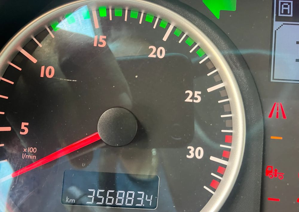 Camión caja cerrada MAN MAN 18.290  kurierka kontener: foto 8