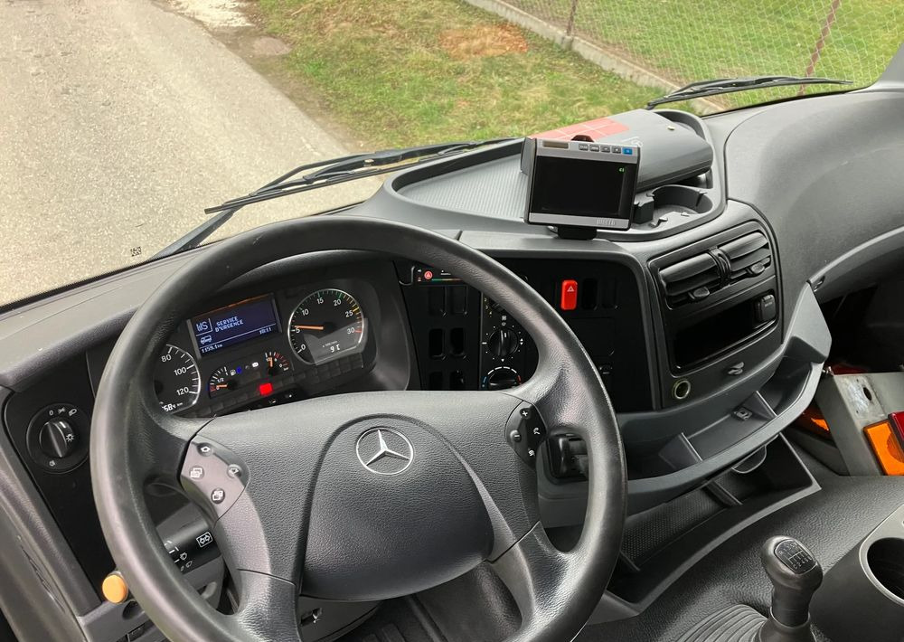 Mercedes-Benz Mercedes Axor 1829 Rama do zabudowy kiper beczka hakowiec laweta - Chasis camión: foto 5 Mercedes-Benz Mercedes Axor 1829 Rama do zabudowy kiper beczka hakowiec laweta - Chasis camión: foto 5