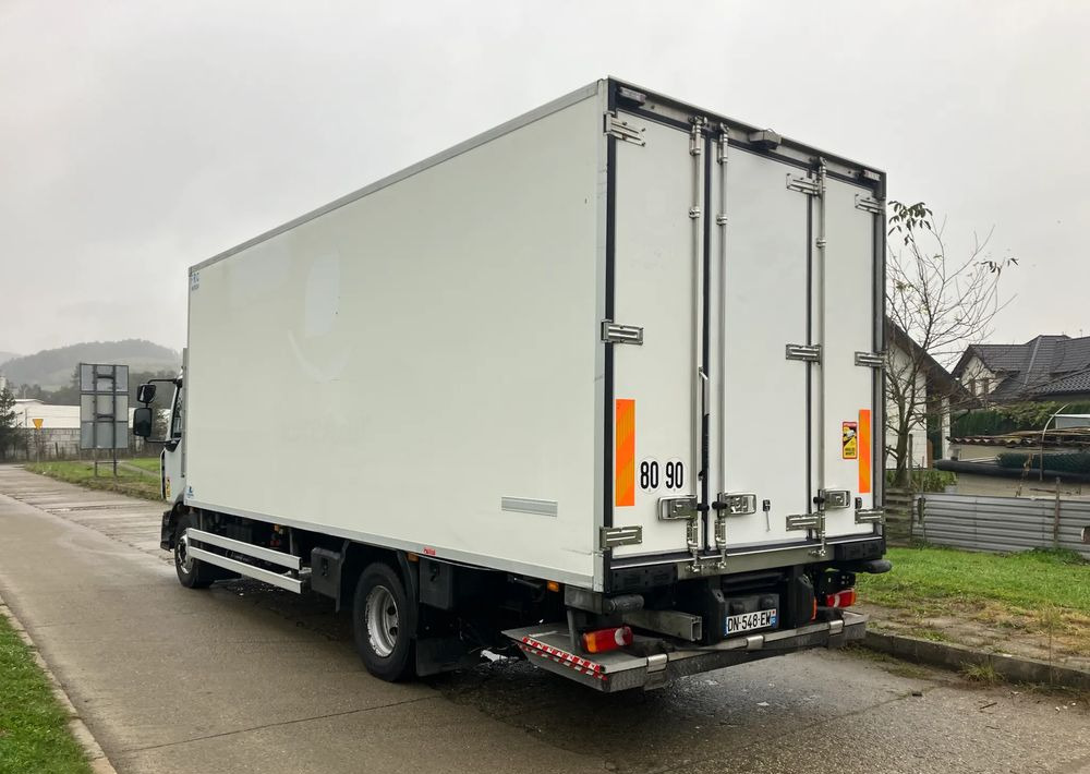 Renault Renault Gama D 240 chłodnia izoterma - Frigorífico camión: foto 4 Renault Renault Gama D 240 chłodnia izoterma - Frigorífico camión: foto 4