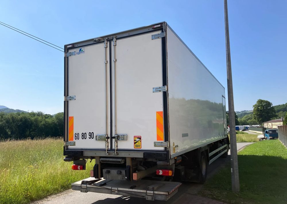 Renault Renault Gama D19 chłodnia izoterma - Frigorífico camión: foto 4 Renault Renault Gama D19 chłodnia izoterma - Frigorífico camión: foto 4