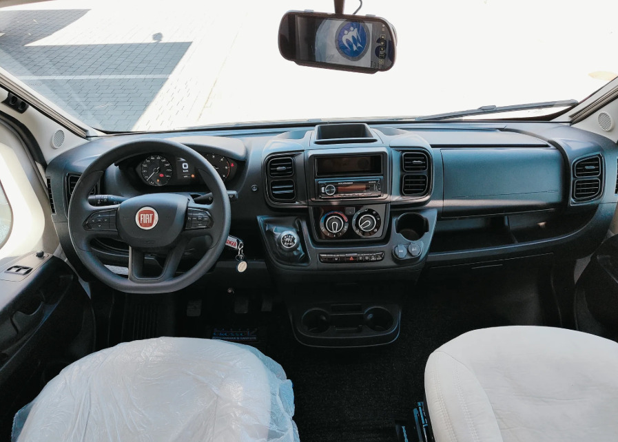 Cámper Elnagh Elnagh T-Loft 532 WINTER Alarm Solar Camera Air Conditioning Truma Diesel E Awning Remis Retrofitted: foto 8 Cámper Elnagh Elnagh T-Loft 532 WINTER Alarm Solar Camera Air Conditioning Truma Diesel E Awning Remis Retrofitted: foto 8