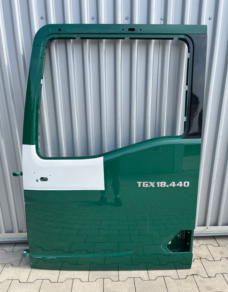 Drzwi lewe MAN TGX TG3 drzwi kierowcy nowy model - Puerta y piezas para Camión: foto 1 Drzwi lewe MAN TGX TG3 drzwi kierowcy nowy model - Puerta y piezas para Camión: foto 1