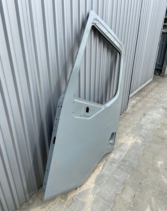 Drzwi lewe Renault Gama D NOWE oryginał - Puerta y piezas para Camión: foto 2 Drzwi lewe Renault Gama D NOWE oryginał - Puerta y piezas para Camión: foto 2