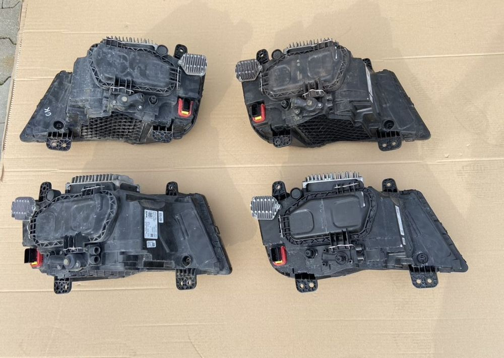 Lampa LED MAN TG3 TGX nowy model reflektor - Luz/ Iluminación para Camión: foto 2 Lampa LED MAN TG3 TGX nowy model reflektor - Luz/ Iluminación para Camión: foto 2