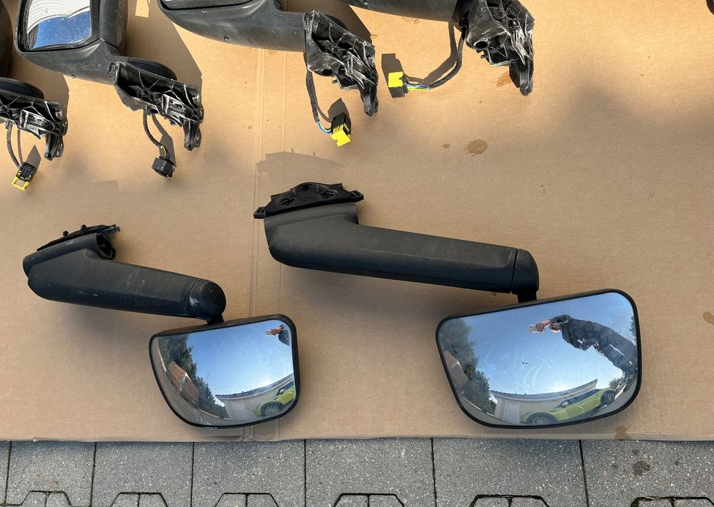 Lustro przednie DAF XG XF nowy model lusterko czołowe - Espejo retrovisor para Camión: foto 1 Lustro przednie DAF XG XF nowy model lusterko czołowe - Espejo retrovisor para Camión: foto 1