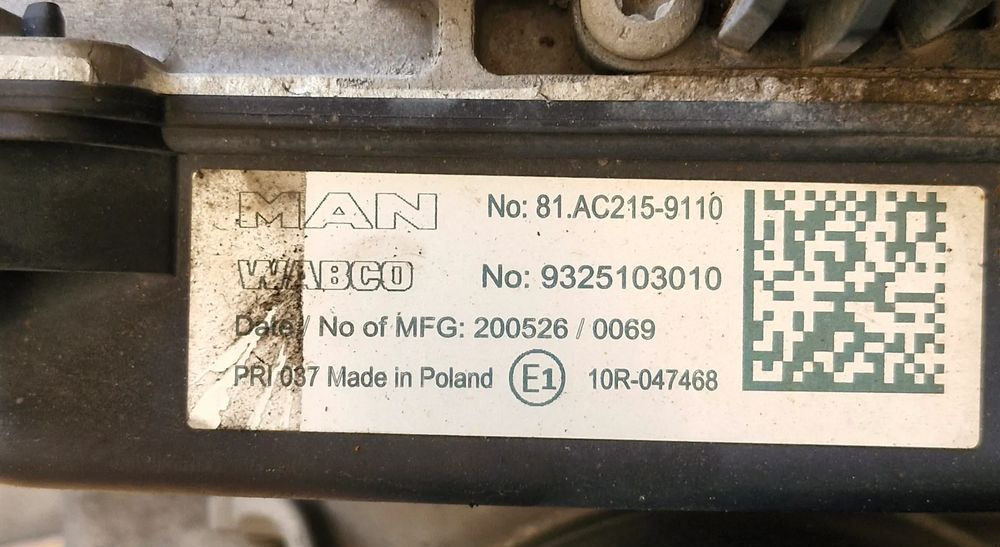 MAN TG3 TGX APS OSUSZACZ POWIETRZA 81.AC216-9110 - Compresor para Camión: foto 2 MAN TG3 TGX APS OSUSZACZ POWIETRZA 81.AC216-9110 - Compresor para Camión: foto 2