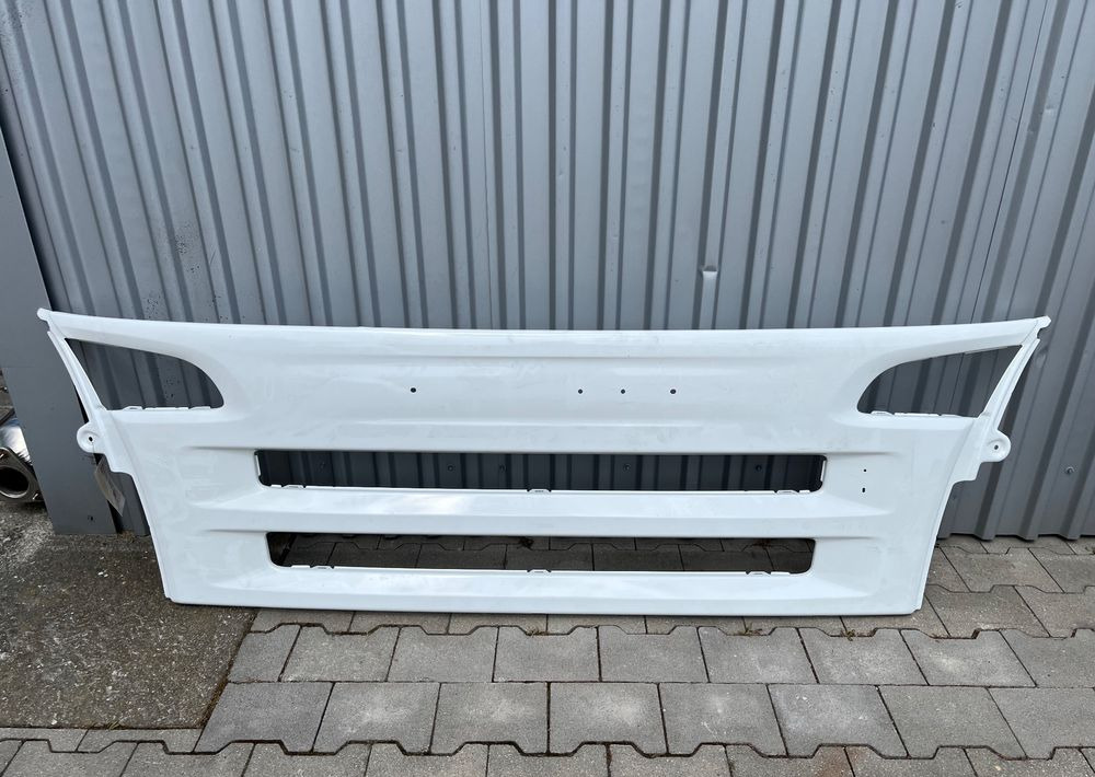 NOWA maska Scania R P atrapa blacha niska - Capota para Camión: foto 1 NOWA maska Scania R P atrapa blacha niska - Capota para Camión: foto 1