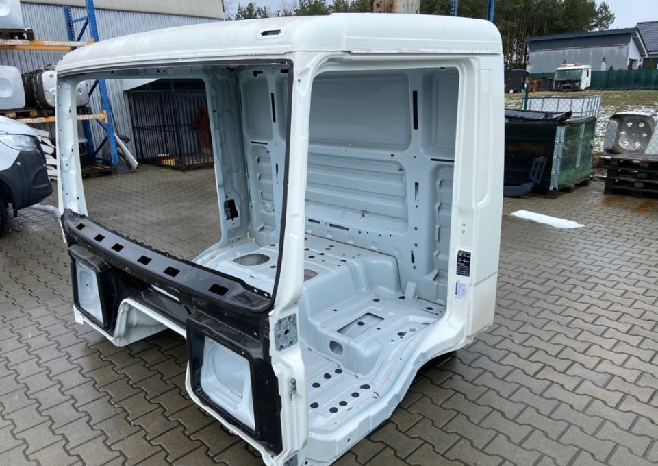 Kabina MAN TGL nowy model TGL3 2022 - Piezas de recambio para Camión: foto 2 Kabina MAN TGL nowy model TGL3 2022 - Piezas de recambio para Camión: foto 2