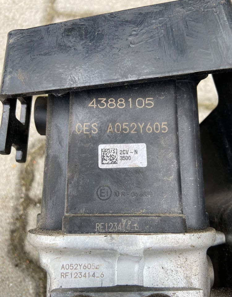 Pompa Adblue DAF XF 106 euro 6 lift moduł ad blue - Silenciador/ Sistema de escape para Camión: foto 2 Pompa Adblue DAF XF 106 euro 6 lift moduł ad blue - Silenciador/ Sistema de escape para Camión: foto 2