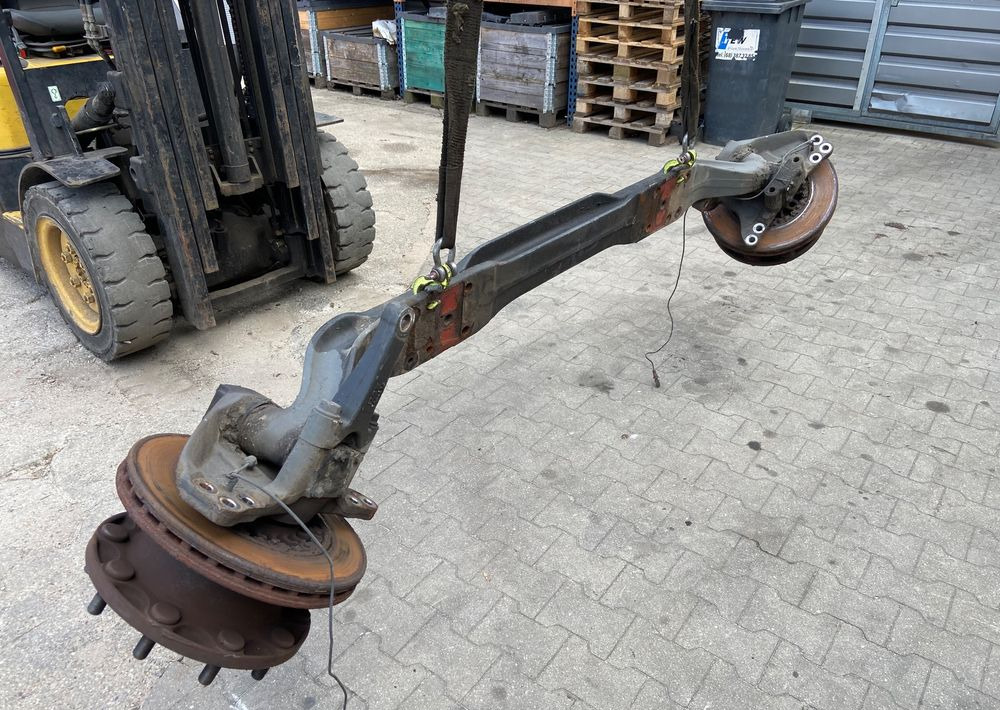 Przednia oś DAF XF 106 euro 6 piasta belka przednia - Eje delantero para Camión: foto 1 Przednia oś DAF XF 106 euro 6 piasta belka przednia - Eje delantero para Camión: foto 1