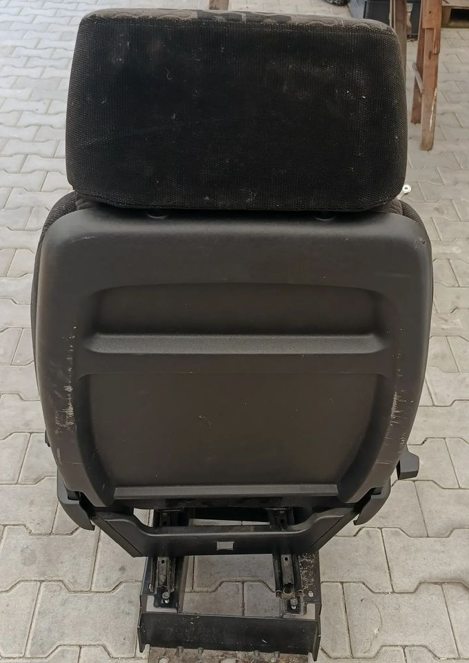 SCANIA R S FOTEL ŚRODKOWY - Asiento: foto 2 SCANIA R S FOTEL ŚRODKOWY - Asiento: foto 2