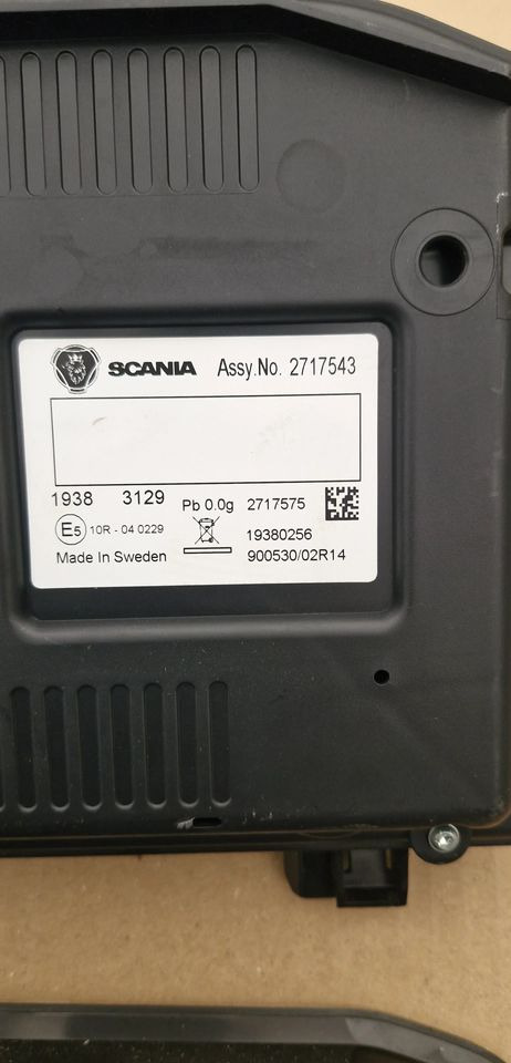SCANIA R S LICZNIK ZEGARY 2717543 2496980 - Cabina e interior: foto 3 SCANIA R S LICZNIK ZEGARY 2717543 2496980 - Cabina e interior: foto 3