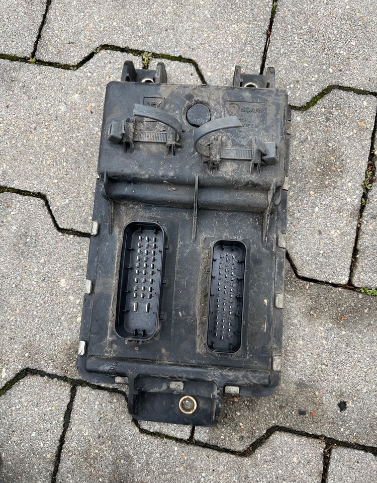 Sterownik adblue EEC3 Scania R S moduł komputer NTG - Unidad de control para Camión: foto 2 Sterownik adblue EEC3 Scania R S moduł komputer NTG - Unidad de control para Camión: foto 2
