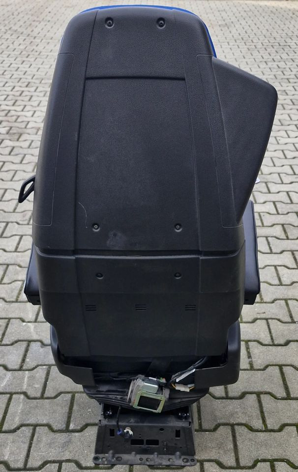 VOLVO FH5 FM5 FOTEL KIEROWCY UK - Cabina e interior: foto 2 VOLVO FH5 FM5 FOTEL KIEROWCY UK - Cabina e interior: foto 2