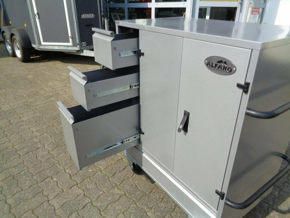 Anhänger Sattelschrank, fahrbar, abschließbar - Herramienta/ Equipo: foto 5 Anhänger Sattelschrank, fahrbar, abschließbar - Herramienta/ Equipo: foto 5