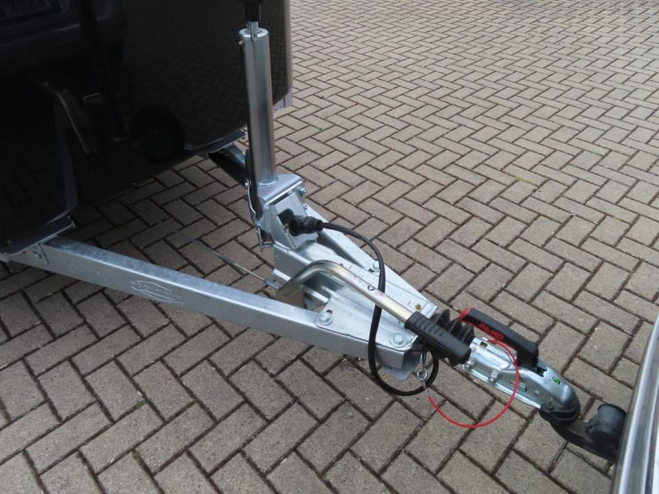 Remolque para moto Böckmann KT-PB-AL Kofferanhänge Flügeltür Motorrad PKW Anhänger: foto 17 Remolque para moto Böckmann KT-PB-AL Kofferanhänge Flügeltür Motorrad PKW Anhänger: foto 17