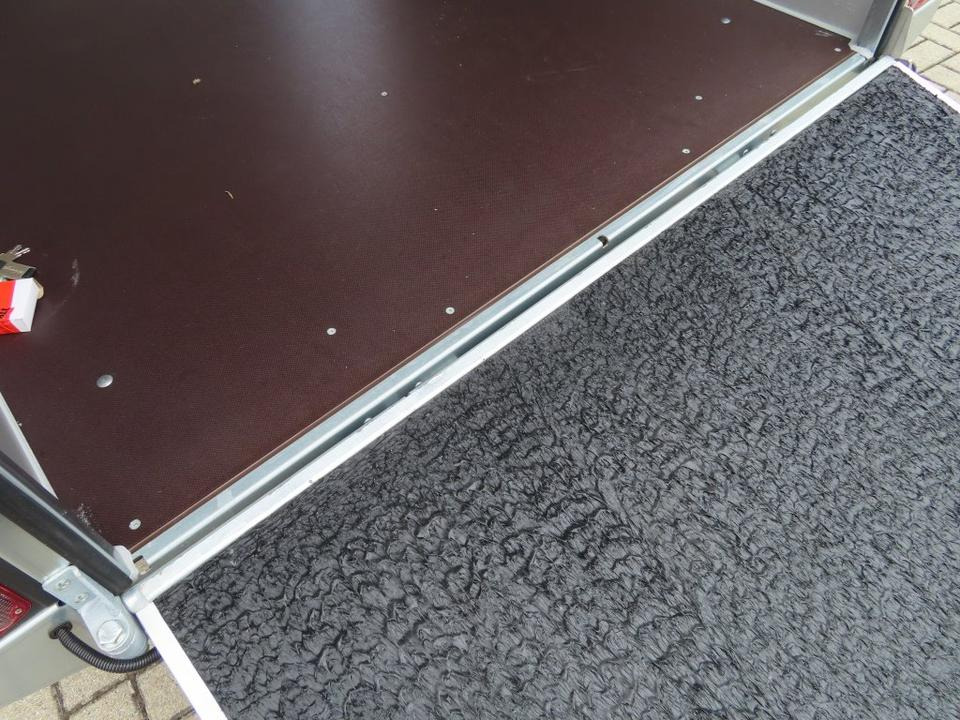 Remolque para moto Böckmann KT-PB-AL Kofferanhänge Flügeltür Motorrad PKW Anhänger: foto 9 Remolque para moto Böckmann KT-PB-AL Kofferanhänge Flügeltür Motorrad PKW Anhänger: foto 9