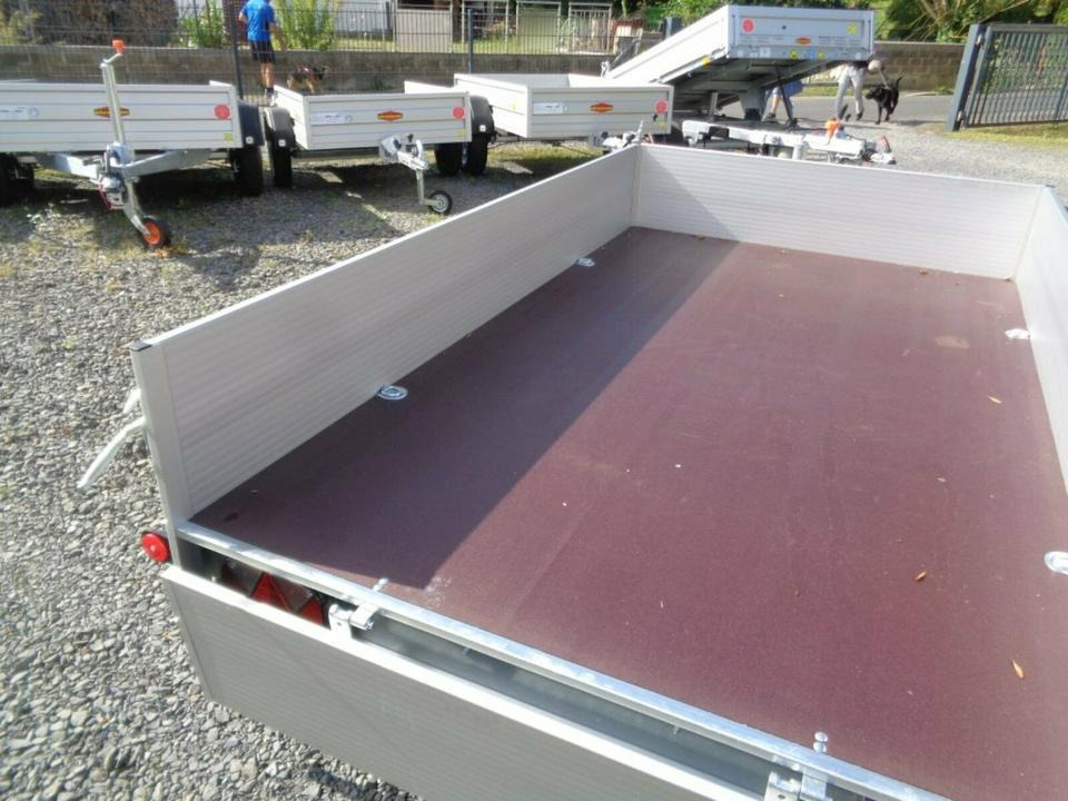 Remolque de coche Böckmann PKW-Anhänger, 1500 kg, Alubordwände 100 km/h: foto 6 Remolque de coche Böckmann PKW-Anhänger, 1500 kg, Alubordwände 100 km/h: foto 6