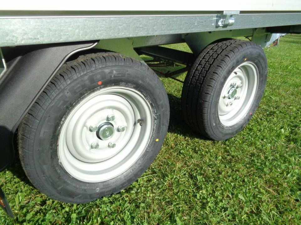 Remolque plataforma/ Caja abierta Böckmann PKW-Anhänger , 2,0 to. Hochlader, 100 km/h: foto 11 Remolque plataforma/ Caja abierta Böckmann PKW-Anhänger , 2,0 to. Hochlader, 100 km/h: foto 11