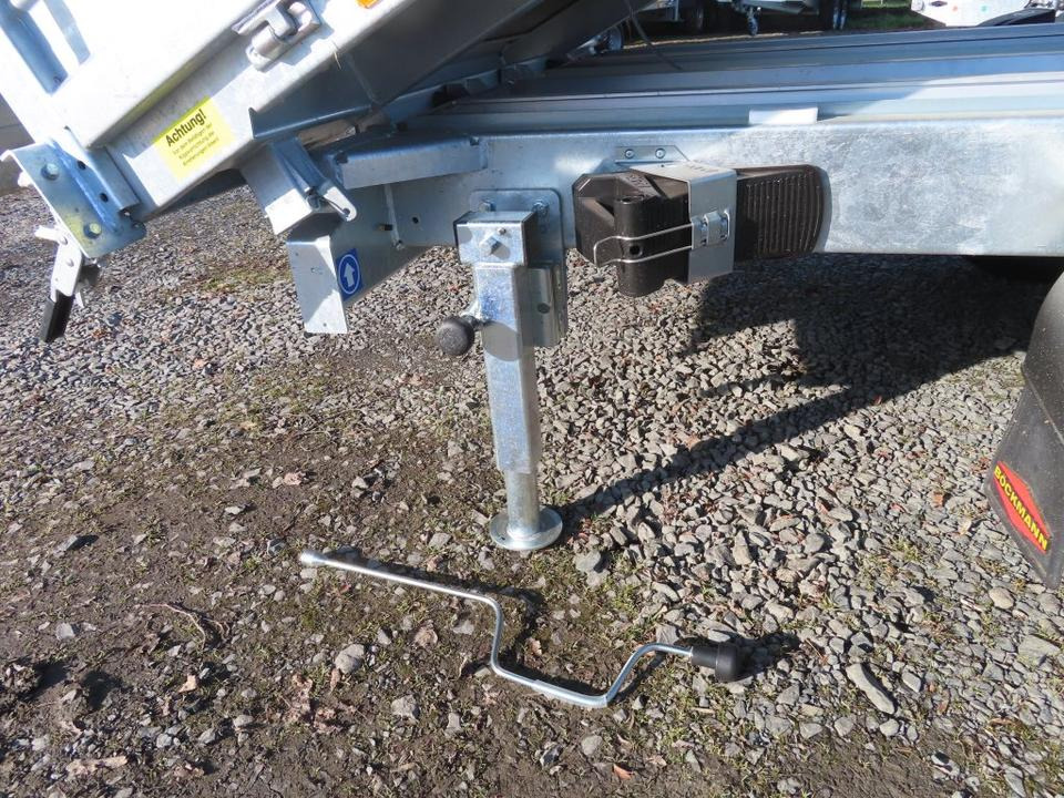 Volquete remolque Böckmann PKW-Anhänger Elektro-Dreiseitenkipper 3,5 to Stahlbord.: foto 6