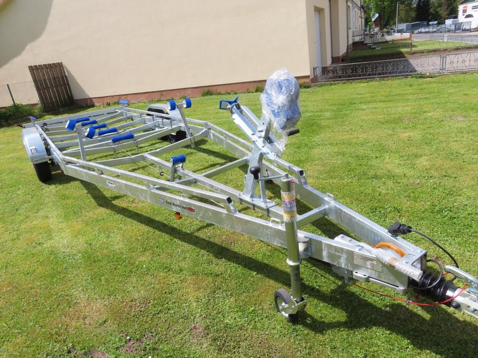 Remolque para barco Böckmann TPV, PKW Anhänger, Bootstrailer, 3,5 to. Winde, 100 km/h: foto 17 Remolque para barco Böckmann TPV, PKW Anhänger, Bootstrailer, 3,5 to. Winde, 100 km/h: foto 17