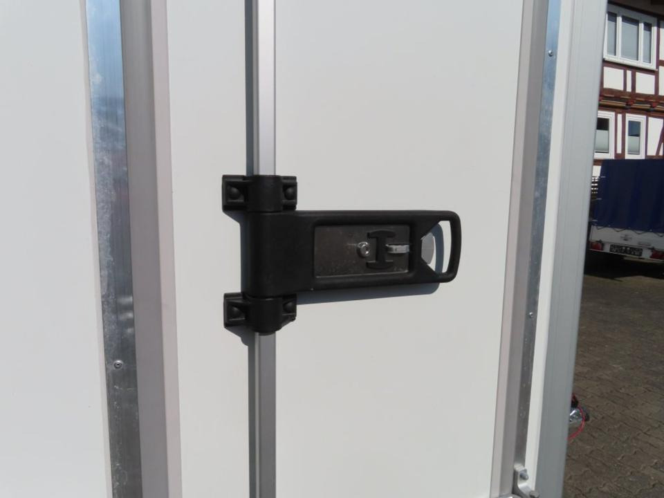 PKW Anhänger Böckmann Kühlkoffer Kühlanhänger Kühler 2,94x1,82m - Frigorífico remolque: foto 4 PKW Anhänger Böckmann Kühlkoffer Kühlanhänger Kühler 2,94x1,82m - Frigorífico remolque: foto 4