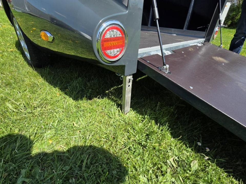 Remolque para moto PKW Anhänger Motorrad Geschlossen Kofferanhänger 1000kg 100km/h: foto 17 Remolque para moto PKW Anhänger Motorrad Geschlossen Kofferanhänger 1000kg 100km/h: foto 17