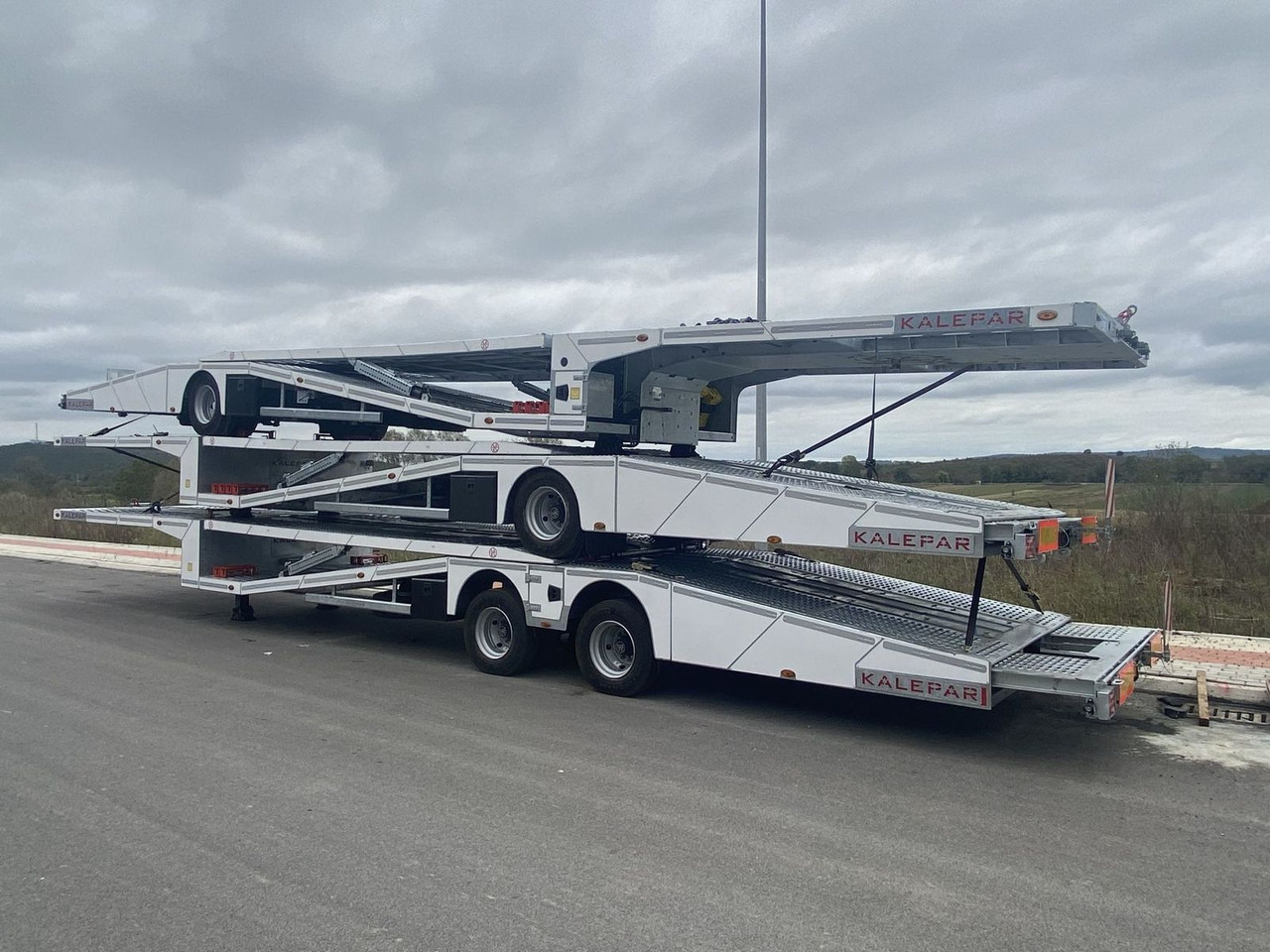 KALEPAR KLP119V4 4er-Autotransporter 1xAchse VDI - Portavehículos semirremolque: foto 3 KALEPAR KLP119V4 4er-Autotransporter 1xAchse VDI - Portavehículos semirremolque: foto 3