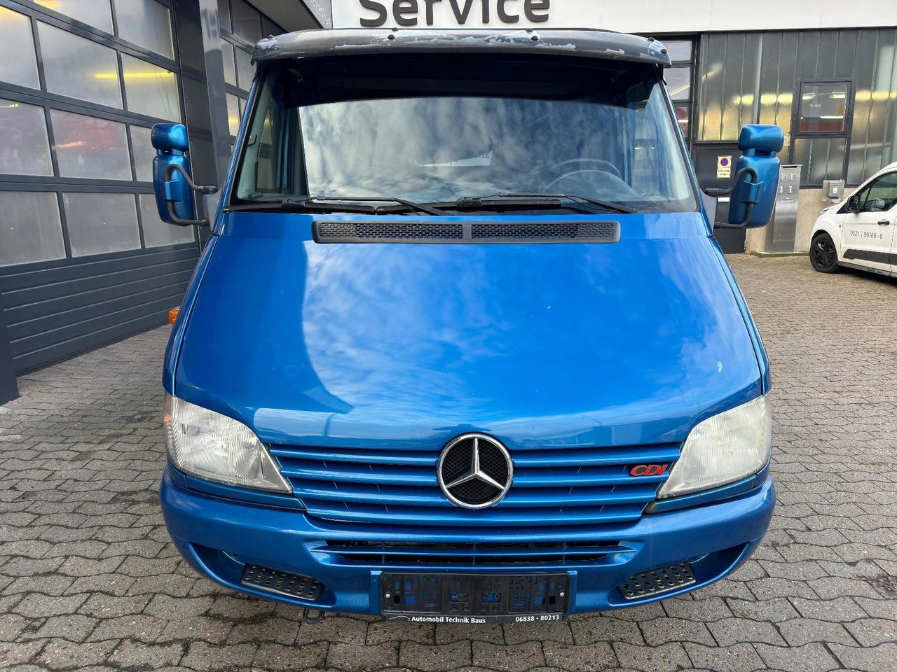 Mercedes-Benz Sprinter 2.7 CDI ABSCHLEPPWAGEN SCHLAFKABINE - Portavehículos camión: foto 2 Mercedes-Benz Sprinter 2.7 CDI ABSCHLEPPWAGEN SCHLAFKABINE - Portavehículos camión: foto 2