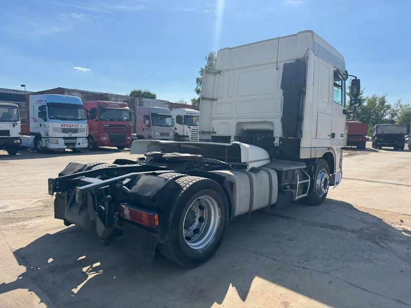 DAF 105 XF 460 Space Cab (GOOD CONDITION / BON ETAT) - Cabeza tractora: foto 5 DAF 105 XF 460 Space Cab (GOOD CONDITION / BON ETAT) - Cabeza tractora: foto 5