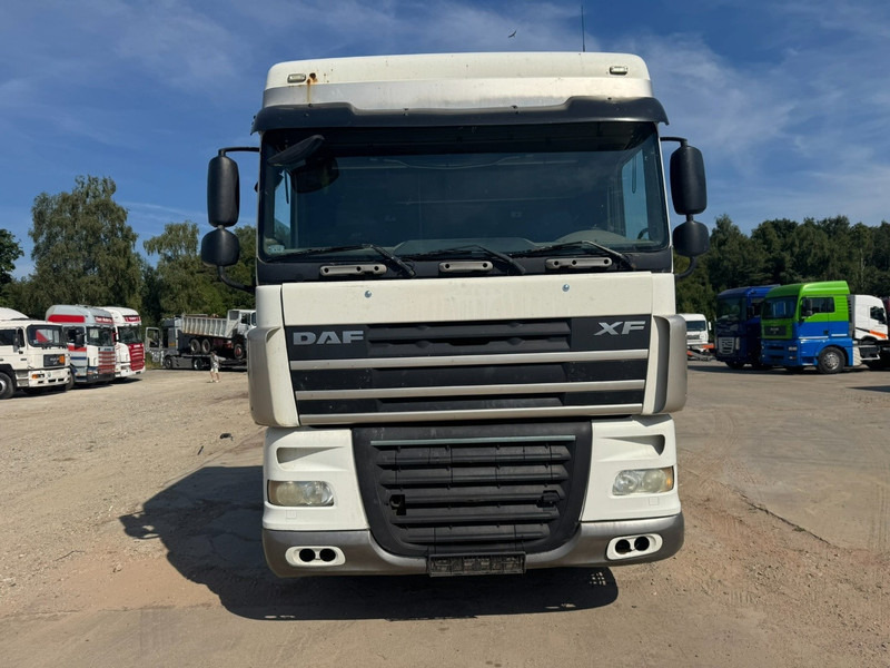 DAF 105 XF 460 Space Cab (GOOD CONDITION / BON ETAT) - Cabeza tractora: foto 2 DAF 105 XF 460 Space Cab (GOOD CONDITION / BON ETAT) - Cabeza tractora: foto 2