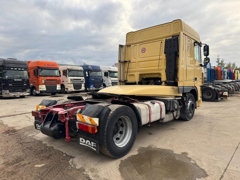 DAF 105 XF 460 Space Cab (GOOD CONDITION / BON ETAT) - Cabeza tractora: foto 5 DAF 105 XF 460 Space Cab (GOOD CONDITION / BON ETAT) - Cabeza tractora: foto 5